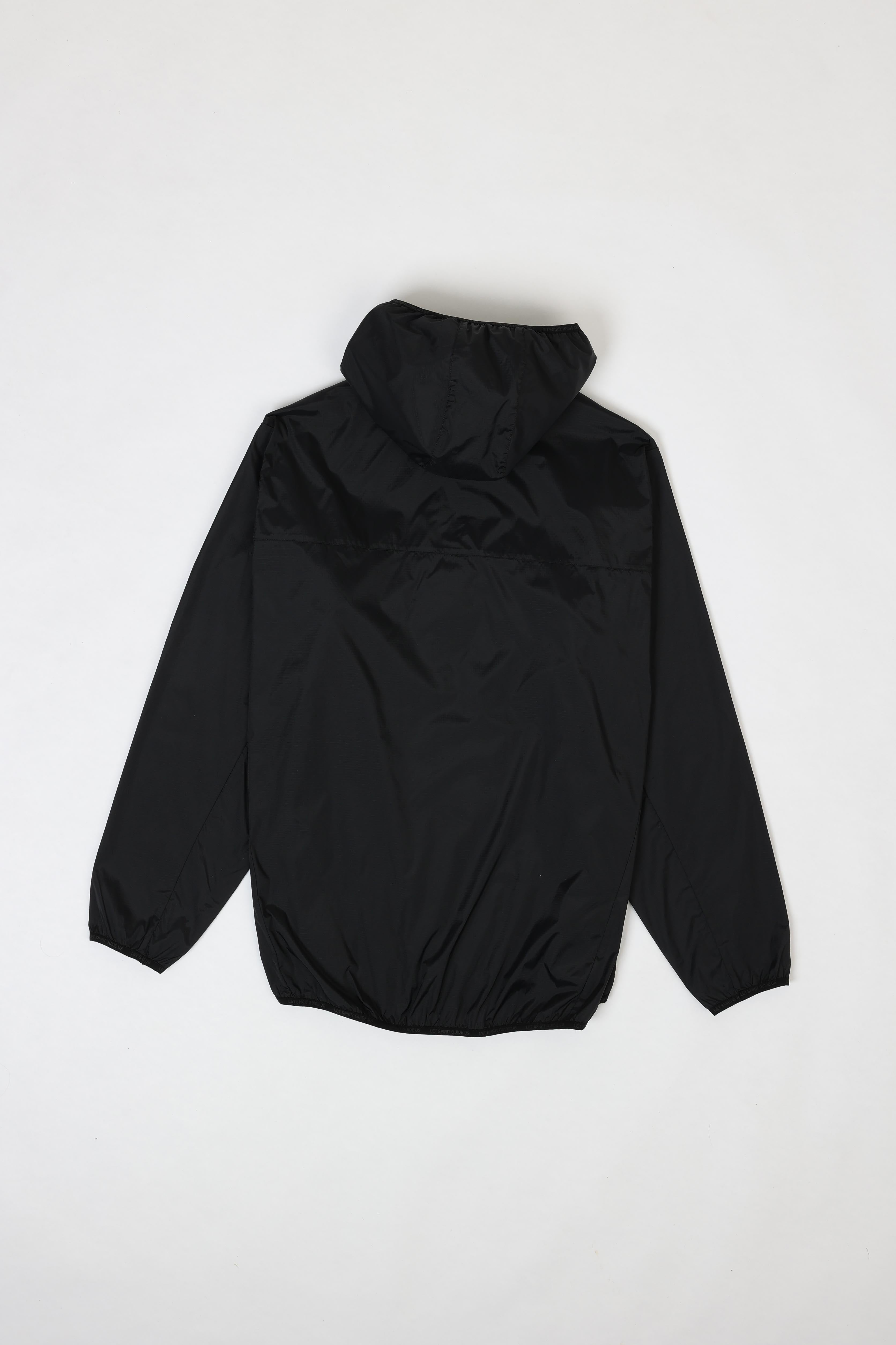 Black nike spray online jacket